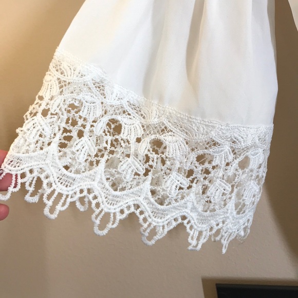 Crop Top! - Picture 2 of 4